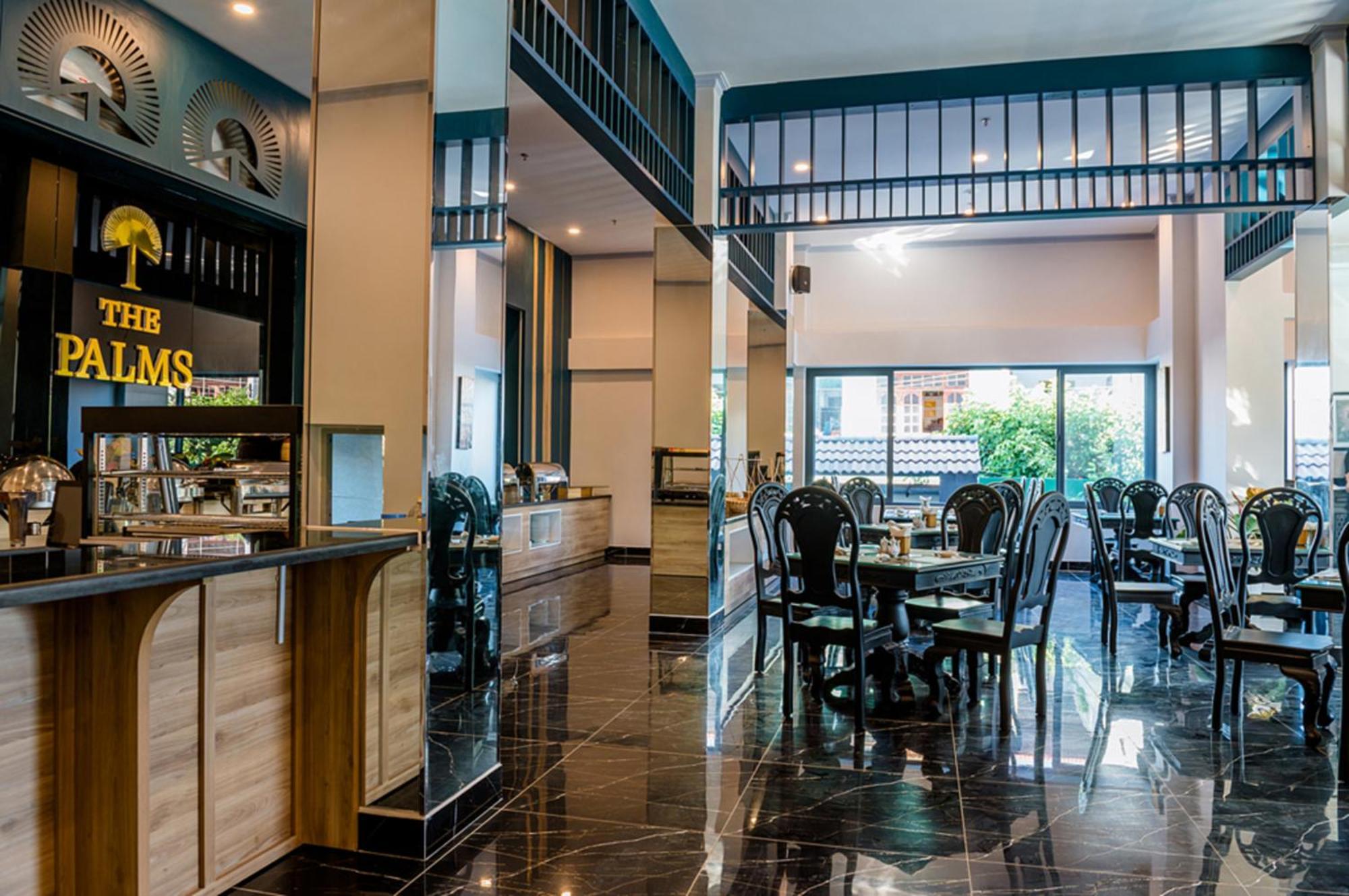 The Palms Hotel By Hmg Phan Thiết Buitenkant foto